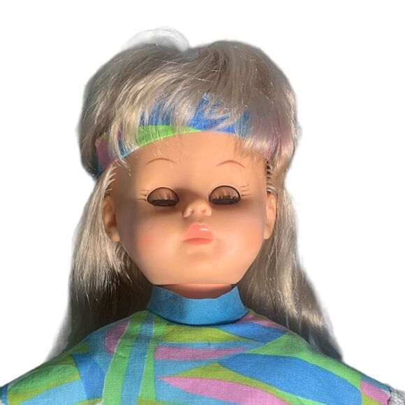 18” Vintage Yorkville Hippie Doll by Regal Toy Made in Canada - Picture 5 of 10